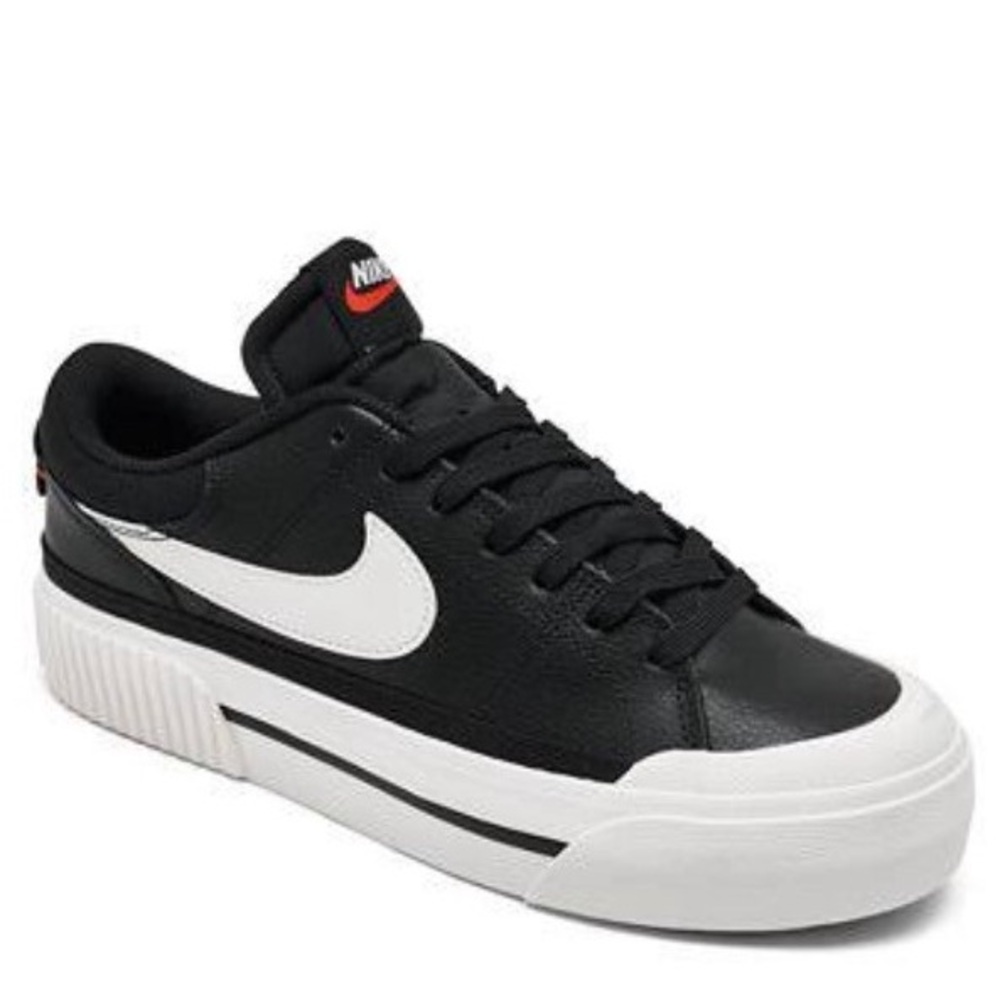 Nike Women’s Court Legacy Lift